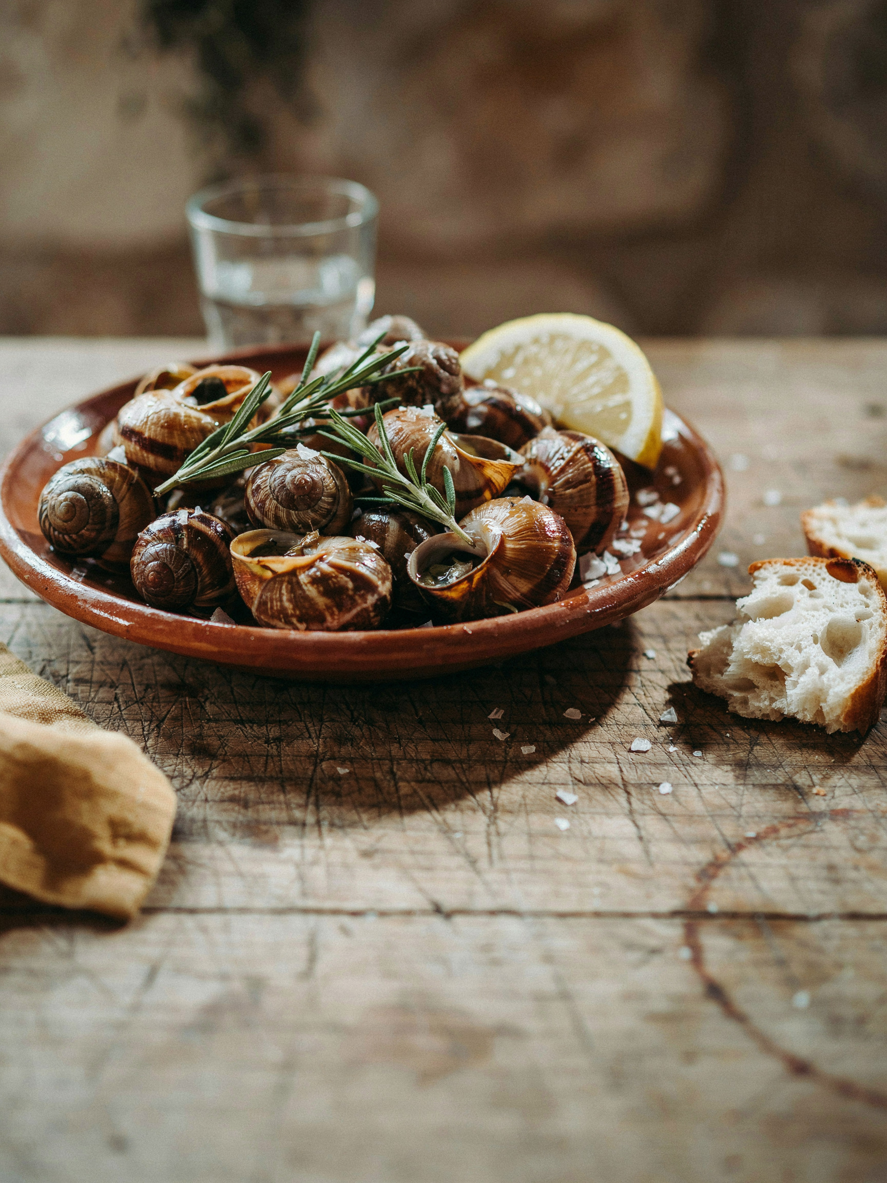 Хохли бурбуристи, критские жареные улитки (Chochlioi boubouristi)