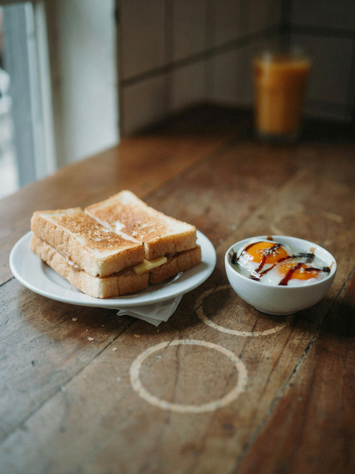 Кайя-тост с яйцом (Kaya Toast)
