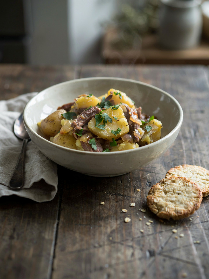 Стоувис (Stovies), шотландское картофельное рагу