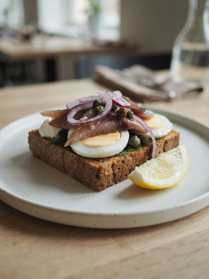 Открытый бутерброд смёрребрёд (Smørrebrød)