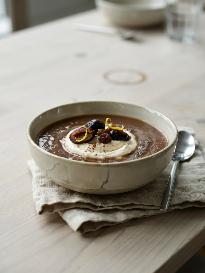 Сладкий хлебный суп (Rugbrødssuppe)