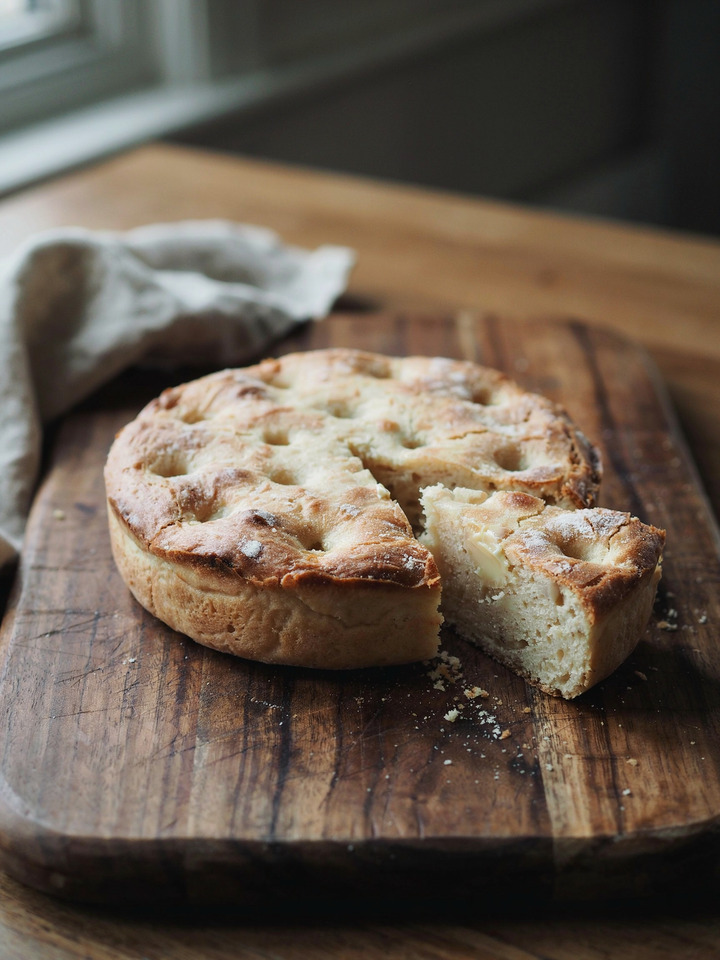 Стотти, ньюкаслская плоская лепёшка (Stottie cake)