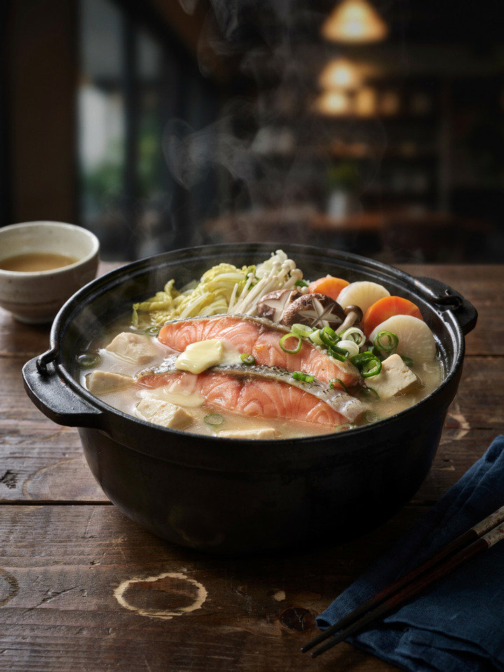 Исикари набэ, лосось в мисо-бульоне (Ishikari Nabe)