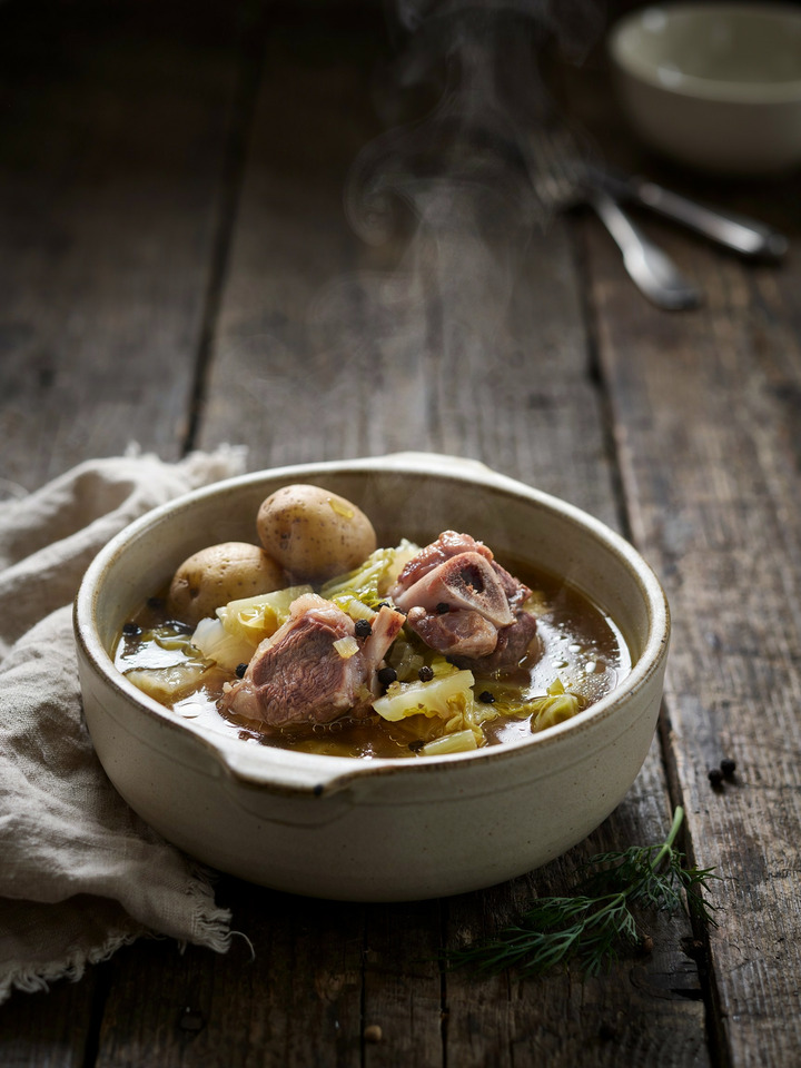 Норвежское баранье рагу с капустой (Fårikål)